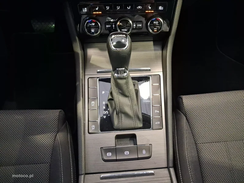 Skoda Superb III 23