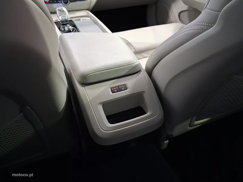 Volvo V60 12