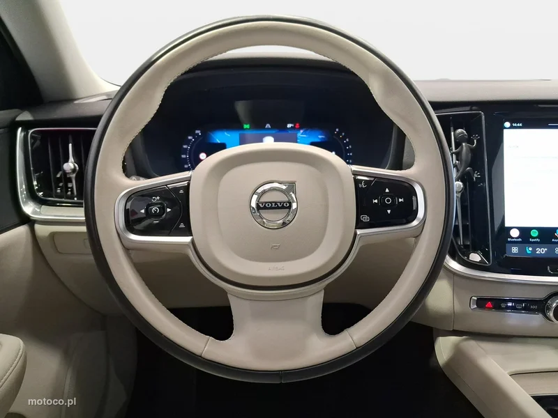 Volvo V60 16