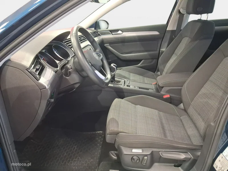Volkswagen Passat B8 11
