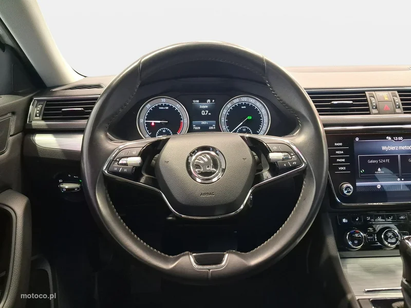 Skoda Superb III 14
