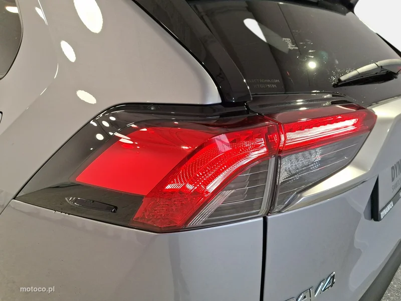 Toyota RAV 4 XA50 11
