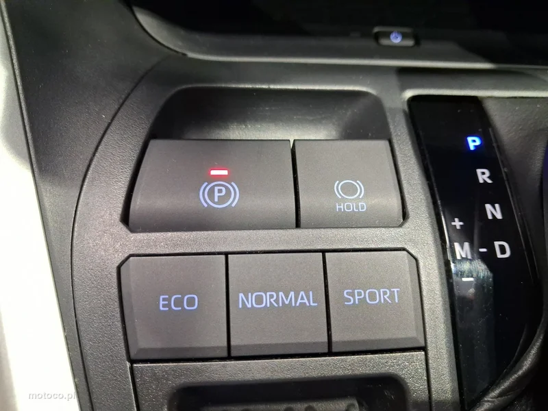 Toyota RAV 4 XA50 28
