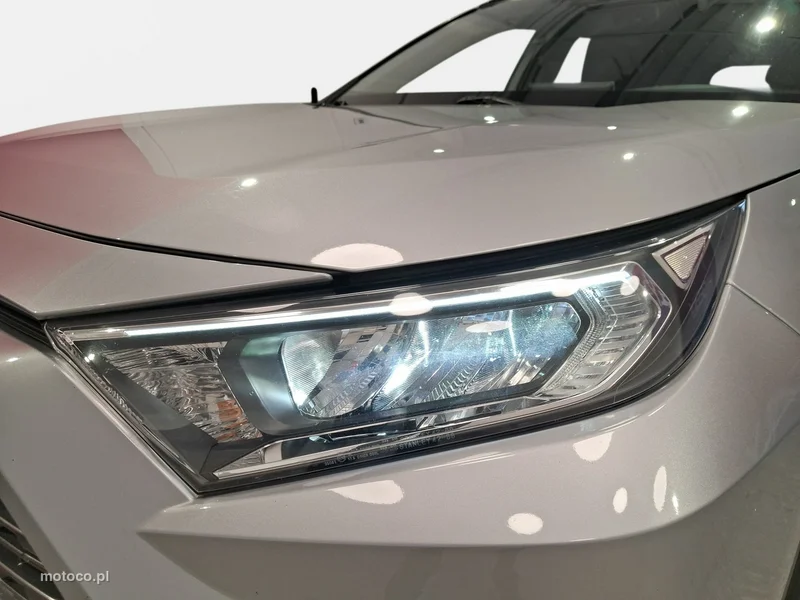 Toyota RAV 4 XA50 9