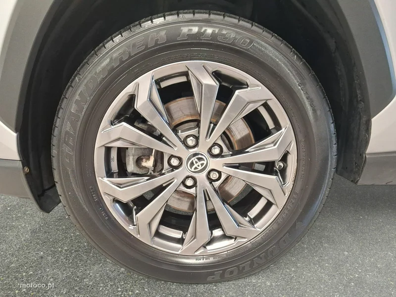 Toyota RAV 4 XA50 10