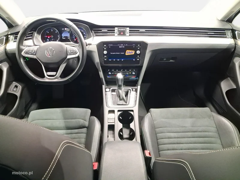 Volkswagen Passat B8 13