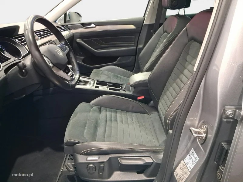 Volkswagen Passat B8 9