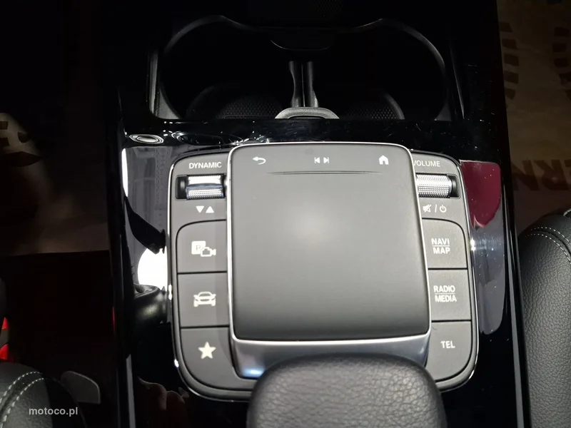 Mercedes-Benz Klasa A W177 A 200 27