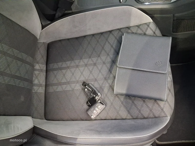 Volkswagen Tiguan AD 28