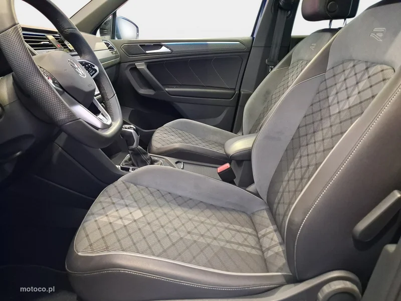 Volkswagen Tiguan AD 9