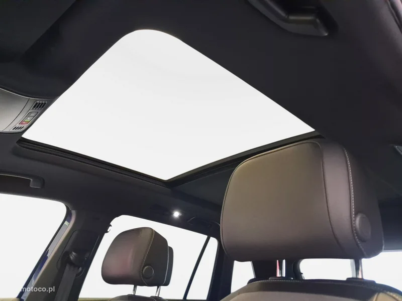 Volkswagen Tiguan AD 10