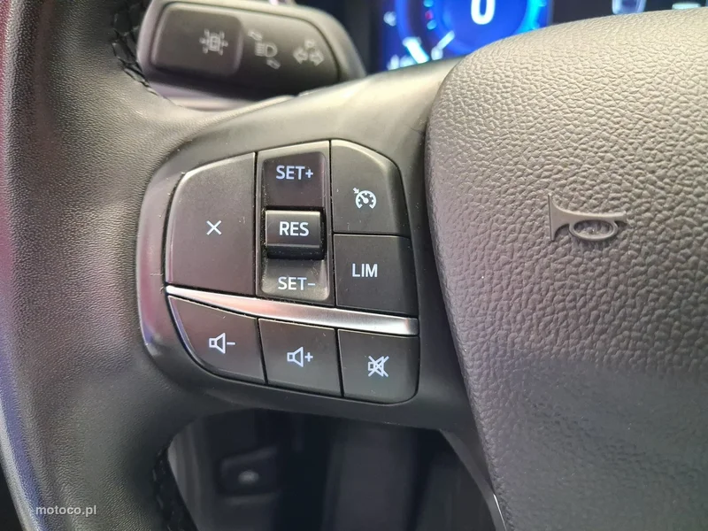 Ford Kuga III 16
