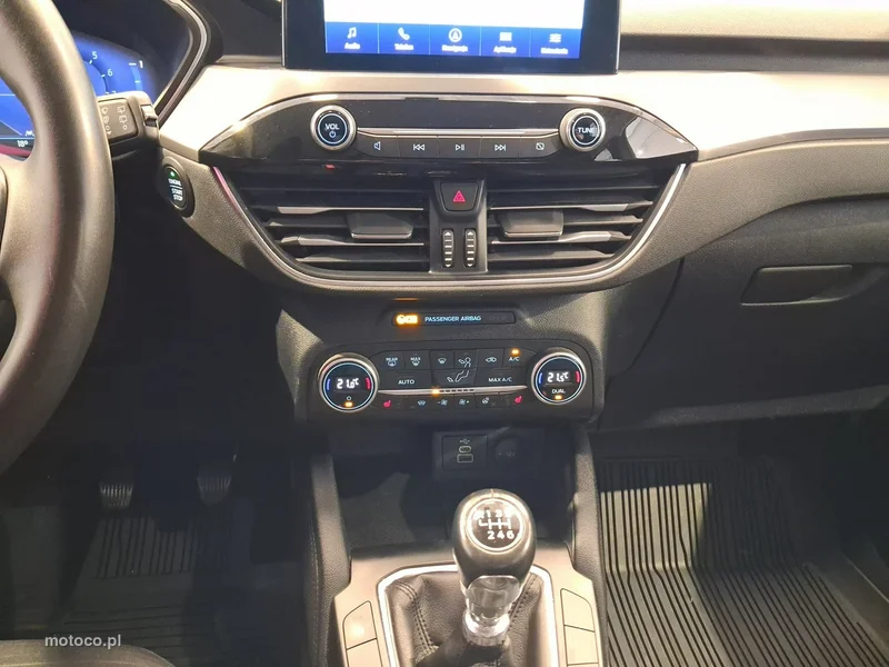 Ford Kuga III 21
