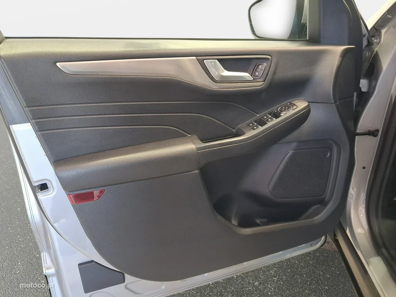 Ford Kuga III 23