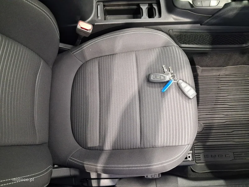 Ford Kuga III 25
