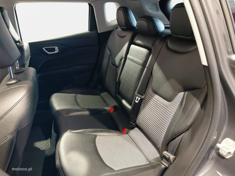 Jeep Compass 14