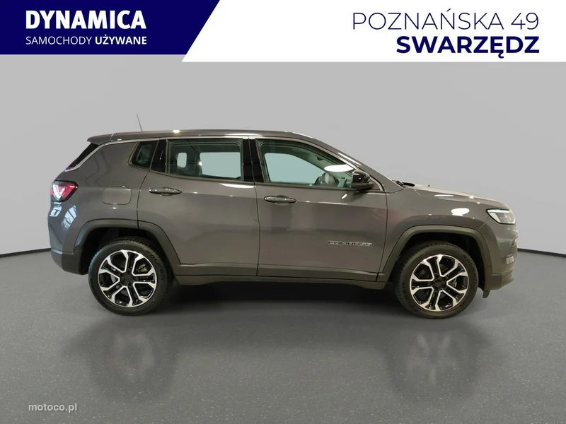 Jeep Compass 8