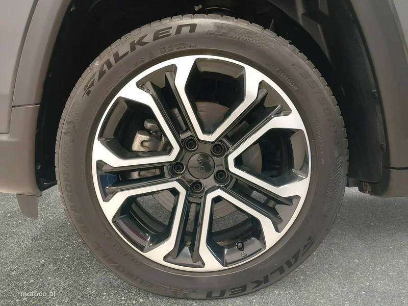 Jeep Compass 10