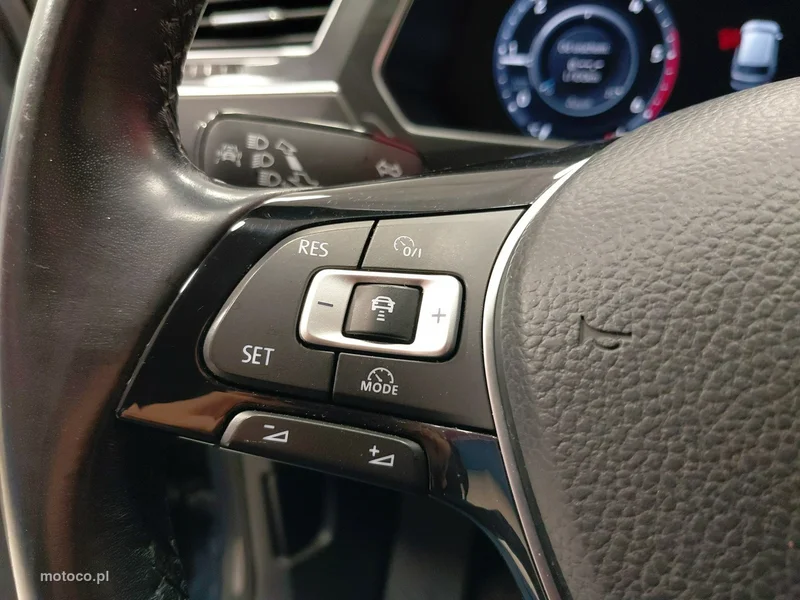 Volkswagen Tiguan AD 23