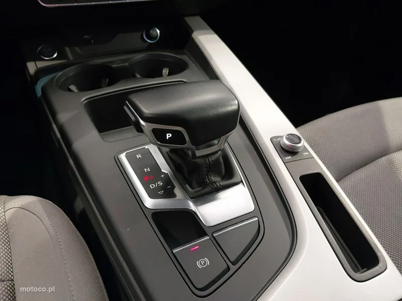 Audi A4 B9 36
