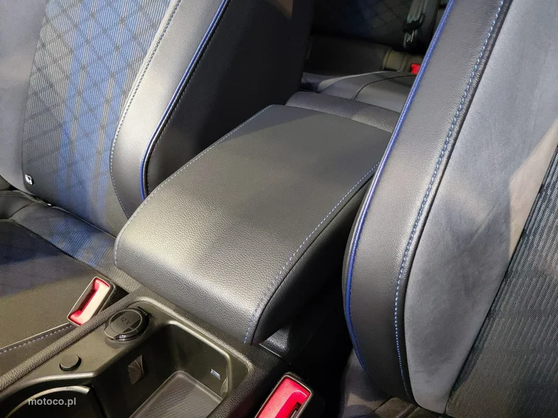 Volkswagen Golf VIII 13