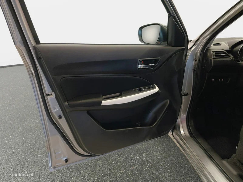Suzuki Swift 12