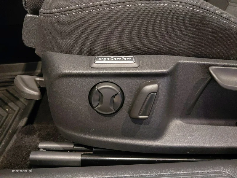 Volkswagen Passat Variant B8 17