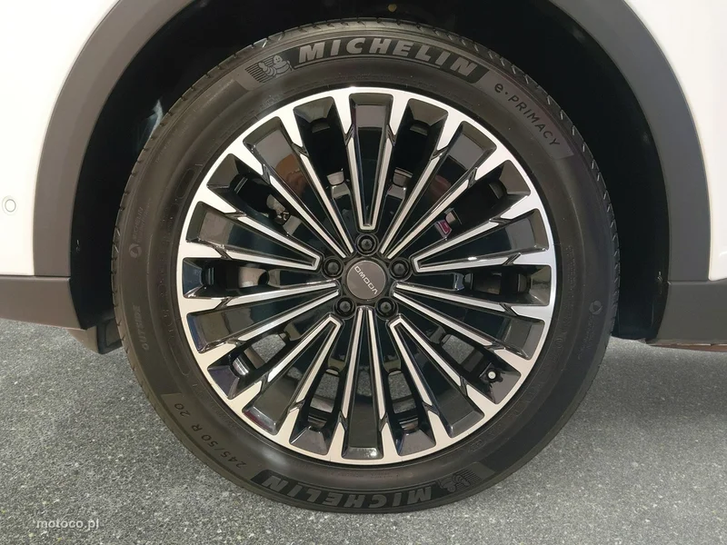 Omoda 9 11
