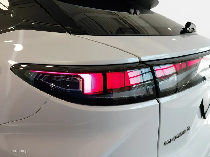 Omoda 9 12