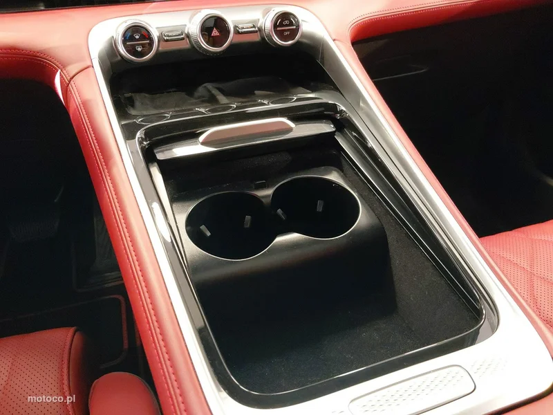 Omoda 9 35