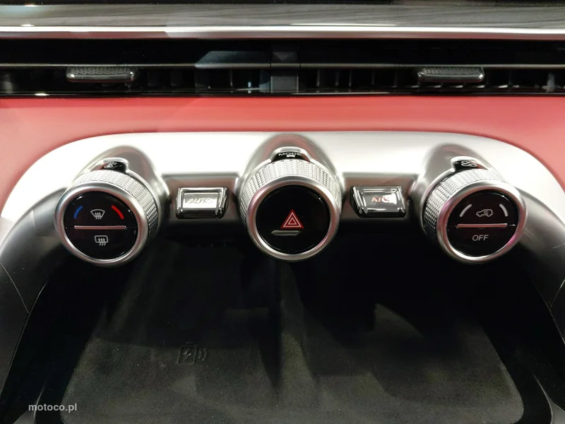Omoda 9 36