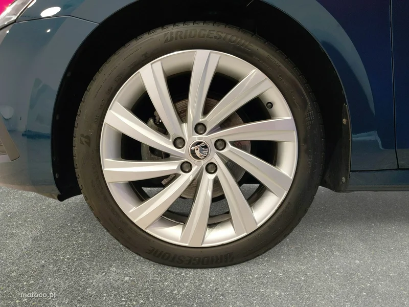 Skoda Octavia IV 10