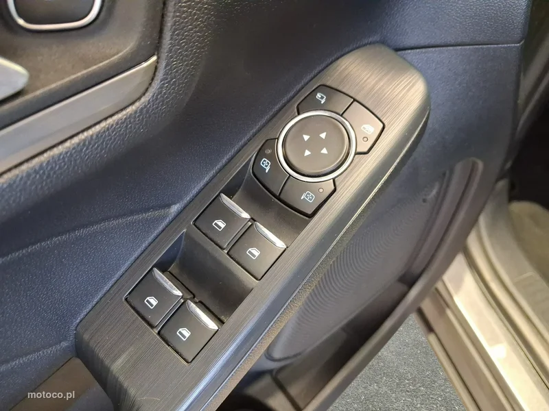 Ford Kuga III 37