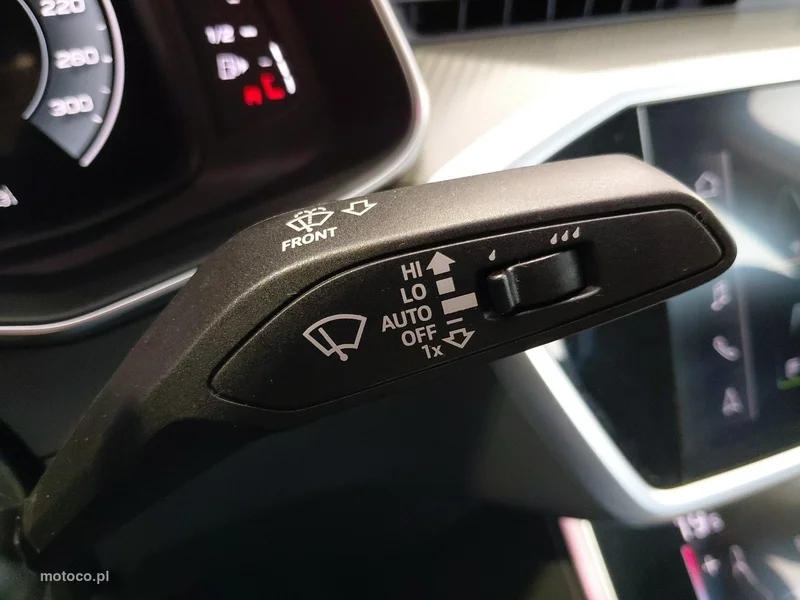 Audi A6 C8 25