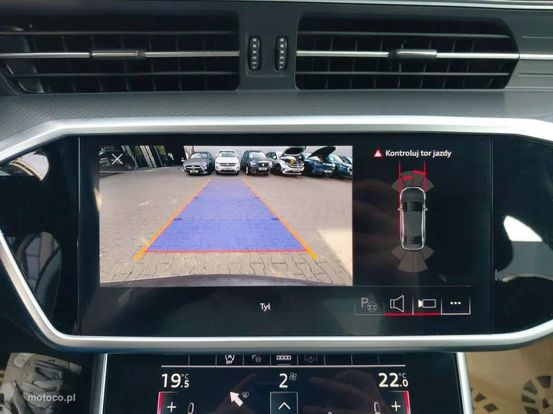 Audi A6 C8 33