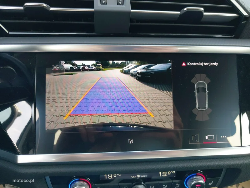 Audi Q3 F3 32