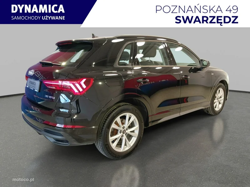 Audi Q3 F3 7