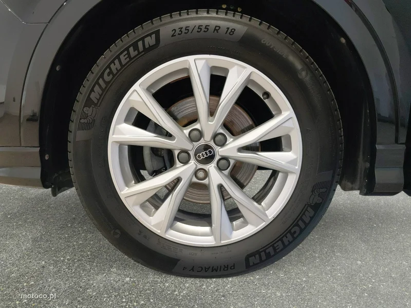 Audi Q3 F3 10