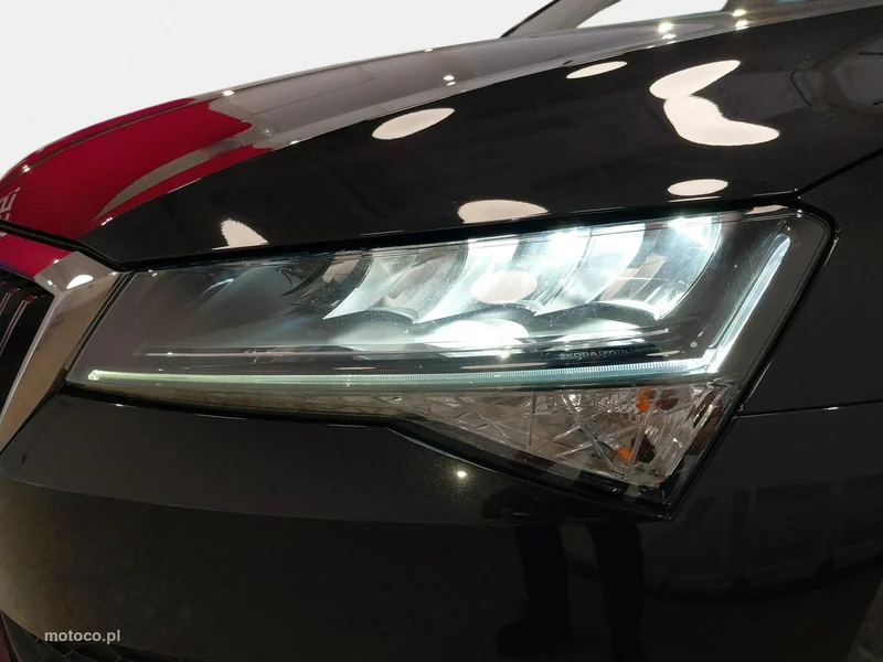 Skoda Superb III 9