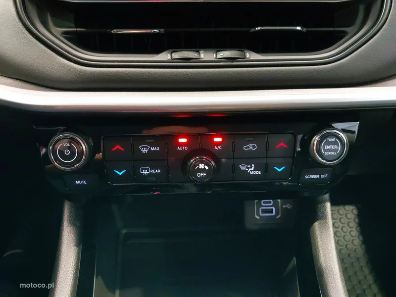 Jeep Compass 35