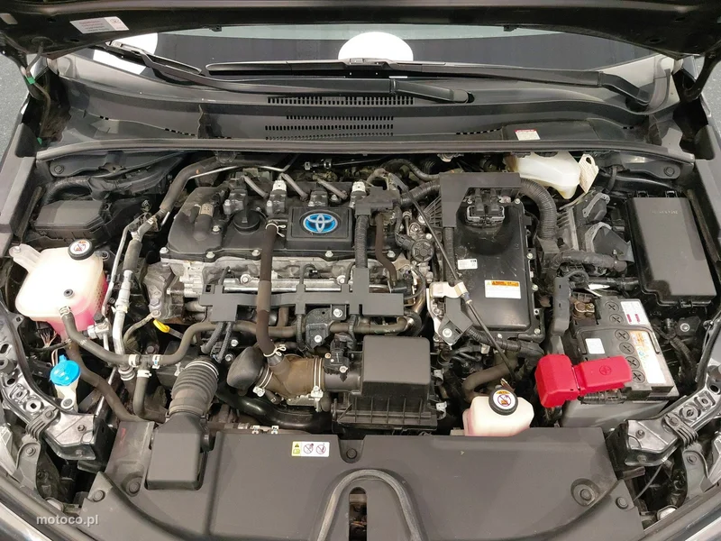 Toyota Corolla E210 31