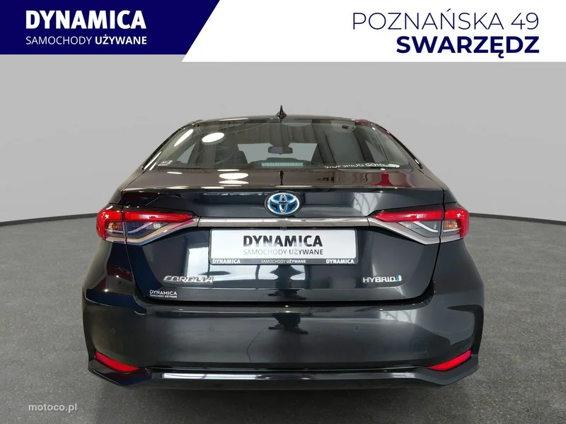 Toyota Corolla E210 6