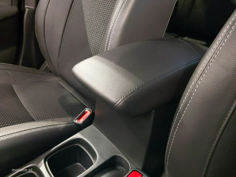 Suzuki (SX4) S-Cross 16
