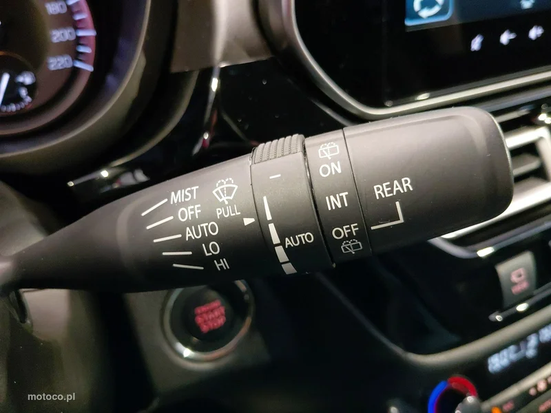 Suzuki (SX4) S-Cross 26