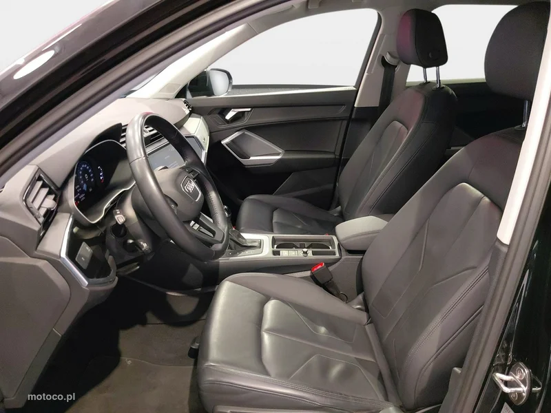 Audi Q3 F3 13