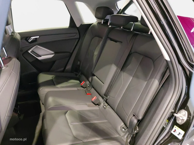 Audi Q3 F3 14