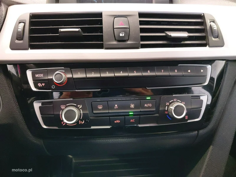 BMW Seria 3 G20 318 26