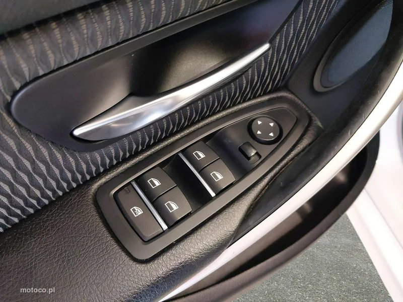 BMW Seria 3 G20 318 28