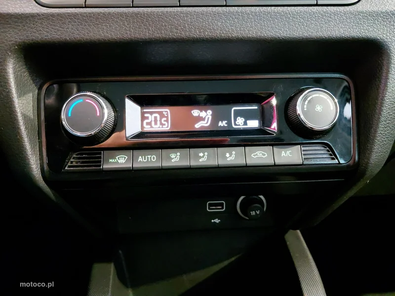 Skoda Fabia III 34