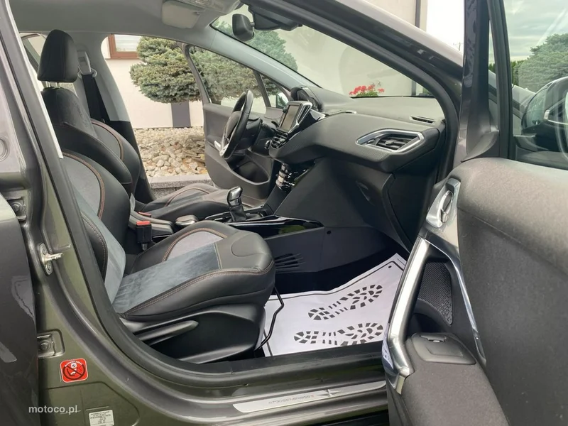 Peugeot 2008 5